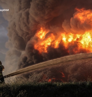 Удары РФ уничтожили более половины газодобычи Украины Фото: ГСЧС Полтавской области