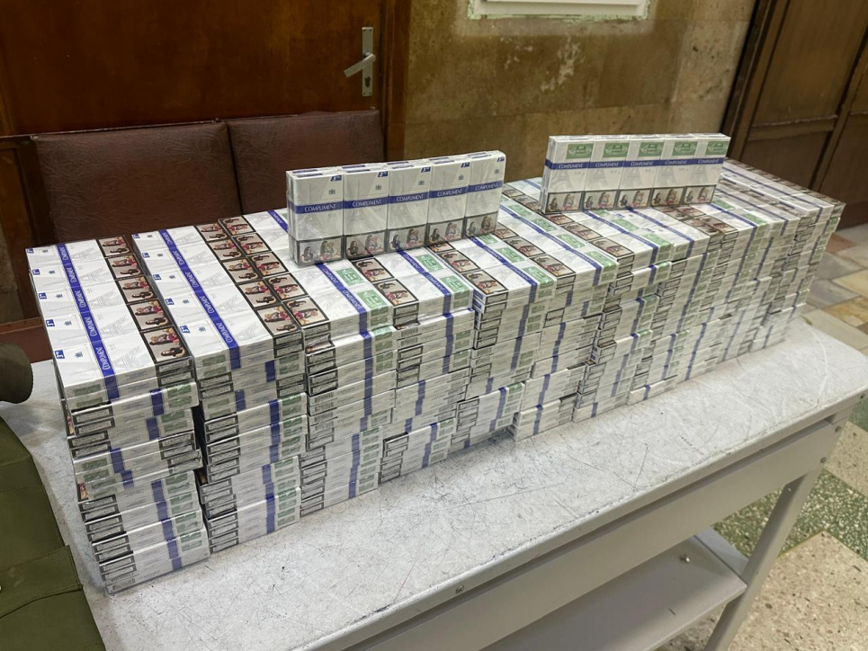 У Чопі пасажиркам потягу закинули через вікно понад тисячу пачок сигарет (ФОТО) Фото: Закарпаття онлайн