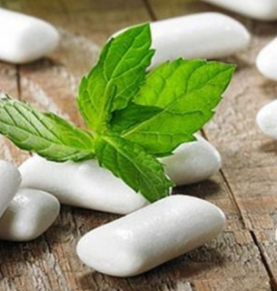 Жевательная резинка может помочь сердцу: объяснение врача Малышевой Фото иллюстративное