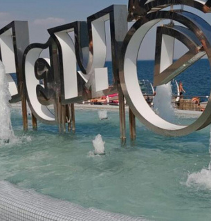 Суд арештував будівлю Одеського дельфінарію через борг у майже 12 мільйонів гривень