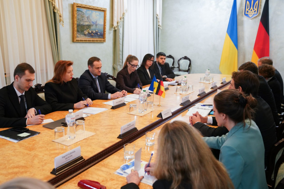 Україна та Німеччина уклали угоди на €70 млн для ВПО, лікарень та енергоефективності