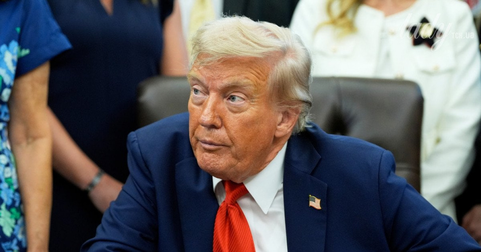 На авиабазе в США, где стоит самолет Трампа, заболели люди после вскрытия «подозрительной посылки»