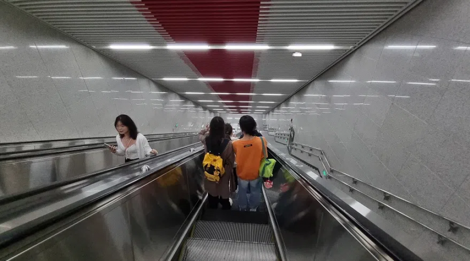 Найглибша станція метро у світі у Китаї.