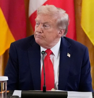 Трамп: На переговорах Росія має вигіднішу позицію