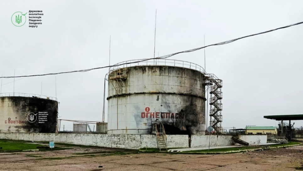 Екологічна катастрофа на Одещині: в Овідіополі у повітря злетіло 20 тонн токсинів