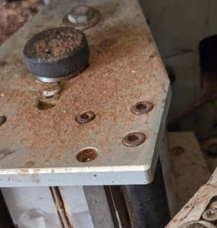 Митники в порту Рені затримали лінію для виробництва цигарок