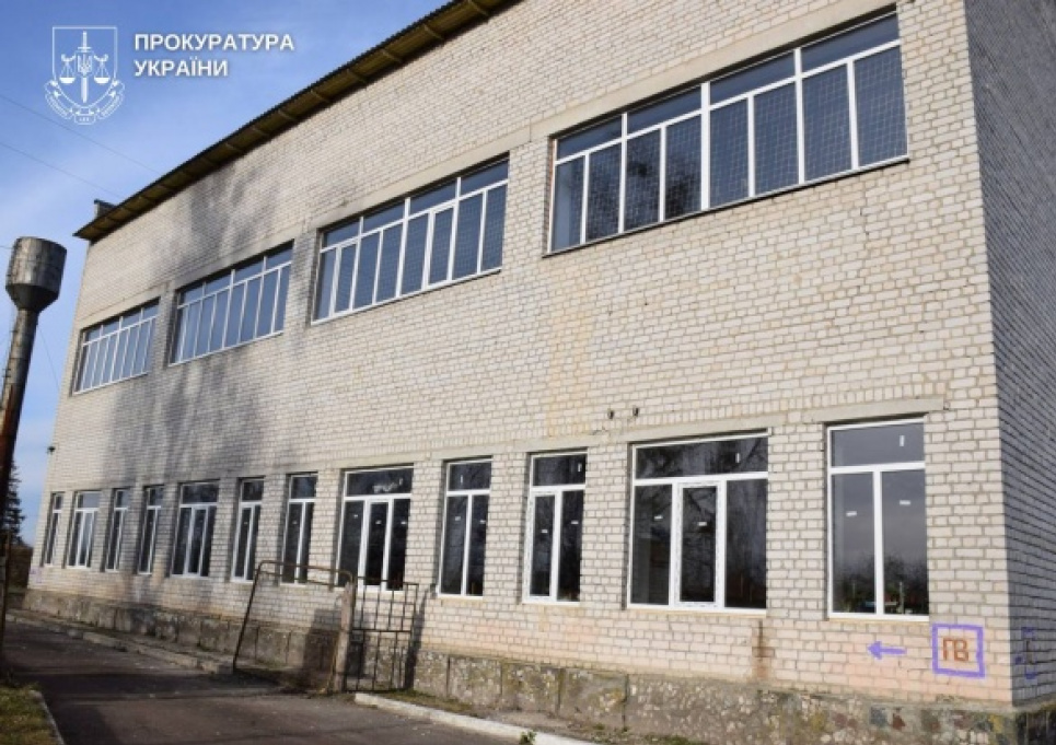 Подрядчик в Черкасской области выплатит 217 тыс. грн за срыв термомодернизации школ