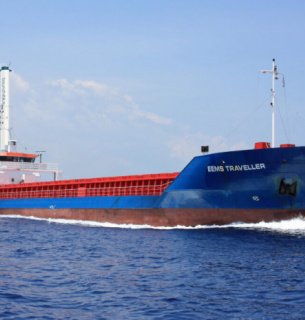 На судно Fluvius Tavy встановили найбільше вітрило eSAIL