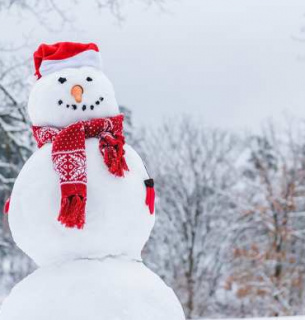 Ліплення сніговика як заміна тренуванню