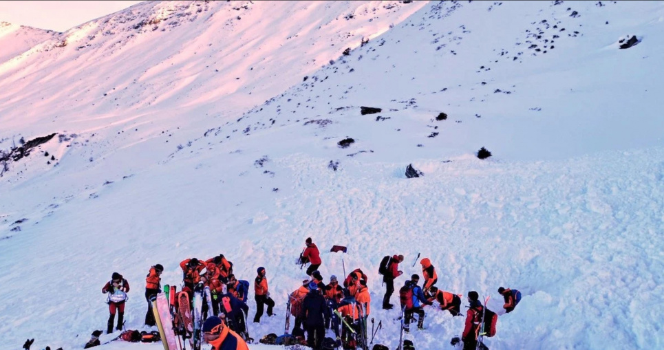 8 лижників загинули під лавинами 17 січня