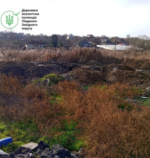 У Нерубайському знайшли нелегальне сміттєзвалище на 5 тис. кв. м