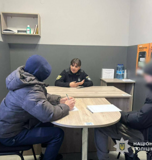 Небезпечні ігри на Латориці: у Мукачеві поліція затримала підлітків на кризі