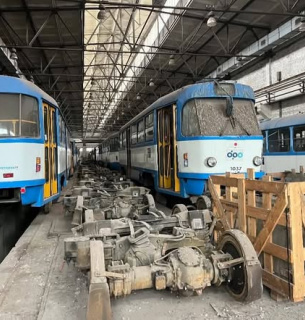 Продаж трамвая КЗЕТ за борги