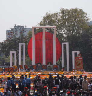Шахід Мінар (Shohid Minar) — національний пам'ятник у Дацці, Бангладеш.
Фото: Subarashitours - Власна робота, CC BY-SA 4.0, wikimedia.org