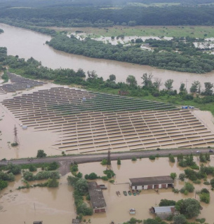 Повінь на Заході України у 2020 році. Фото: МВС