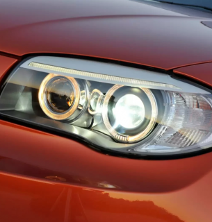 Чим відрізняється світловий потік у різних технологіях освітлення в авто