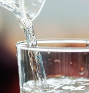 Тала вода: користь, шкода та правильна технологія приготування