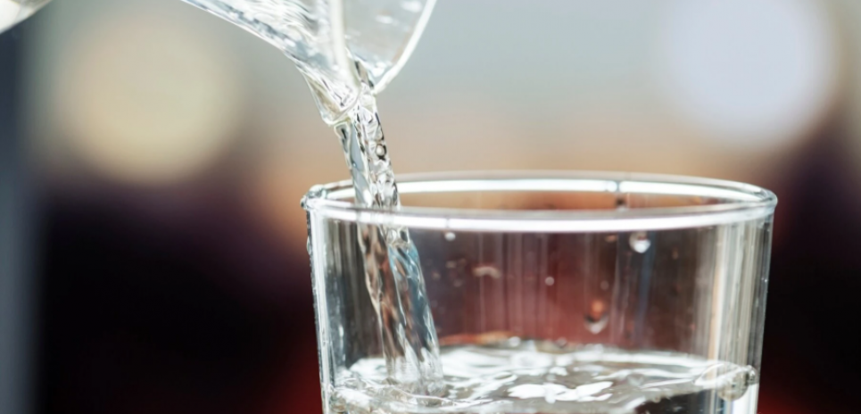 Тала вода: користь, шкода та правильна технологія приготування
