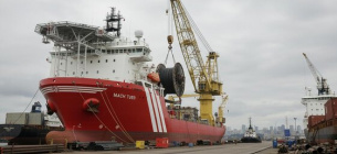 Китай ввел в строй самое большое в мире судно для гидроразрыва пласта