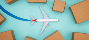 Кабмін планує обкласти податками всі імпортні посилки незалежно від вартості