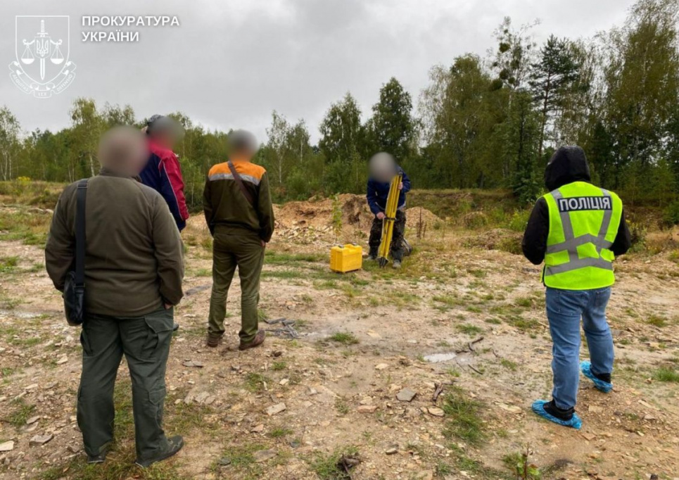 Суд за незаконний видобуток піщанику на Житомирщині