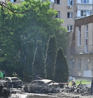 Наслідки обстрілу Подільського району Києва, 2 червня
Фото: Зоряна Стельмах

