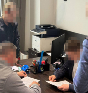 ДБР викрило розтрату 11 млн грн на генераторах для ЗСУ