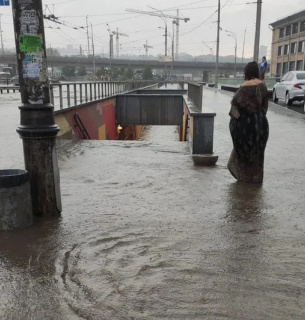Наслідки зливи в Києві. Фото: Олександр Соколенко