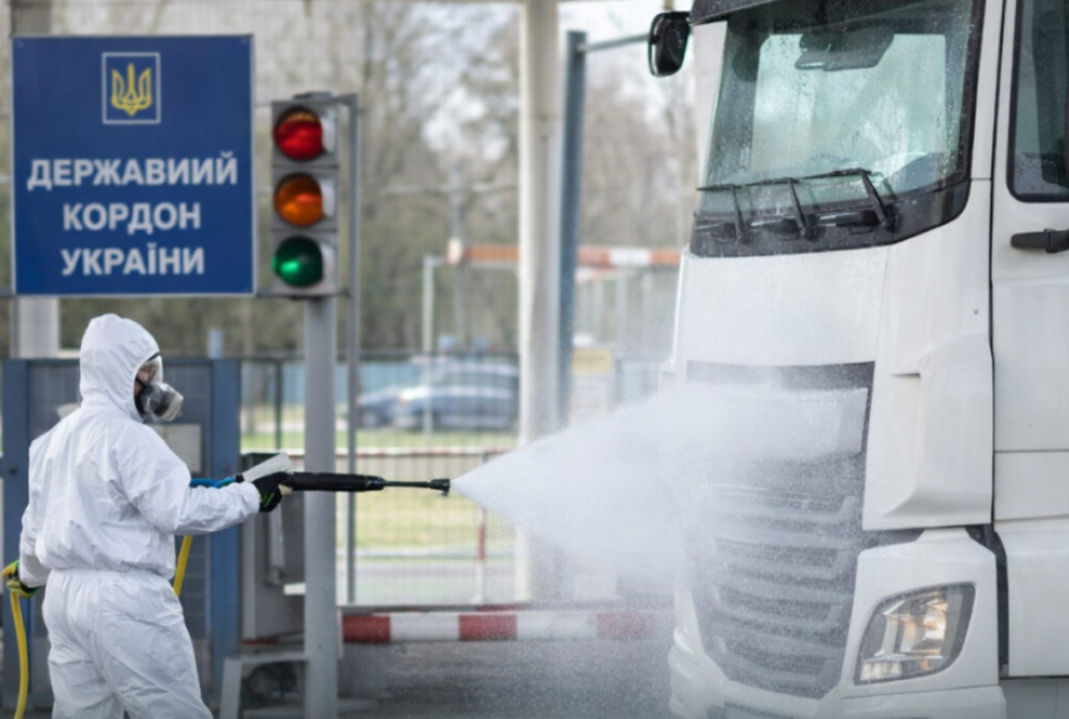 На кордоні в Одеській області продезінфікували 1230 автомобілів
