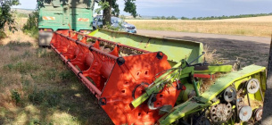 На Одещині затримали аграрія, який комбайнами крав чужий урожай ячменю