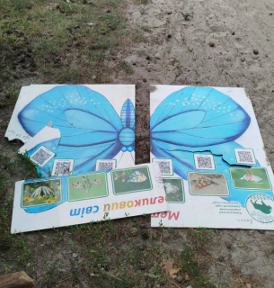 У НПП «Цуманська пуща» зафіксували вандалізм на екостежці