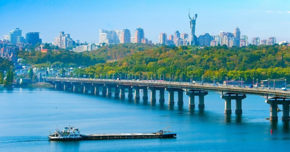 Обмеження руху на мосту Патона у Києві з 11 до 14 вересня