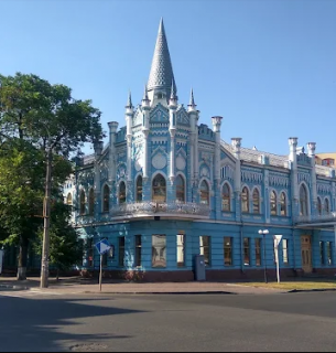 Серце Дніпра та козацької слави: Черкаси відзначають День міста
