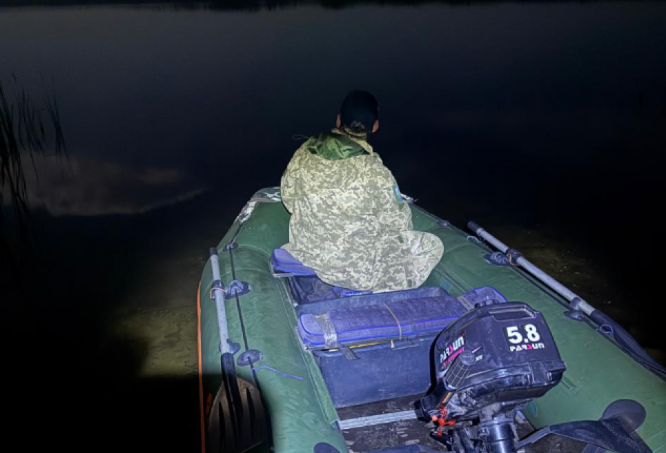 На Малинском водохранилище экологи изъяли 40-метровую браконьерскую сеть