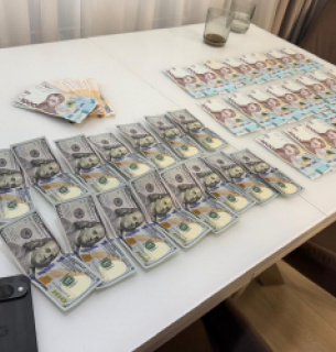 ДБР викрило керівника Держпродспоживслужби на продажу посвідчень
