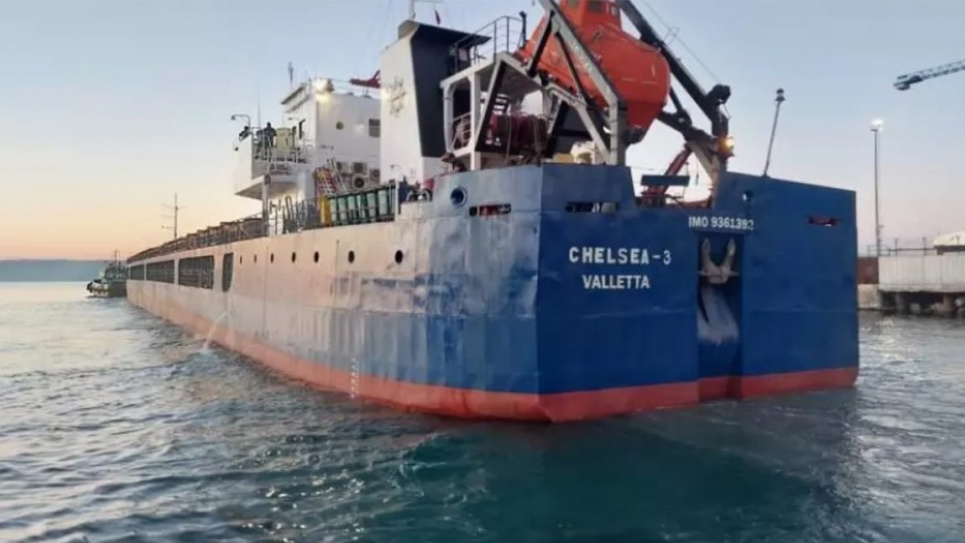 Екологічна та безпекова загроза в Чорному морі: біля берегів Болгарії через атаки дронів затонув сухогруз, є зниклі безвісти